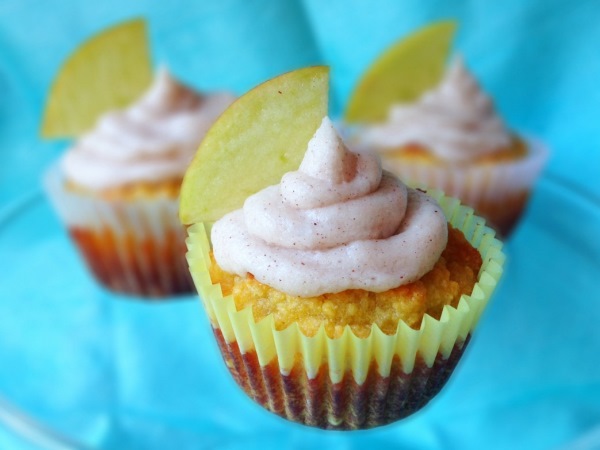 Paleo Apple Cupcakes